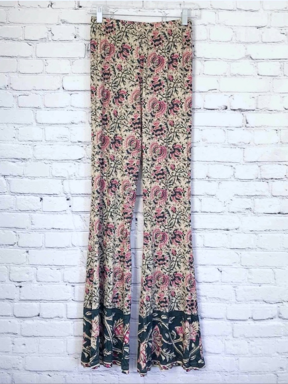New Chaser Floral Bell Bottom Flare Pants Leggings Stretch Size Small